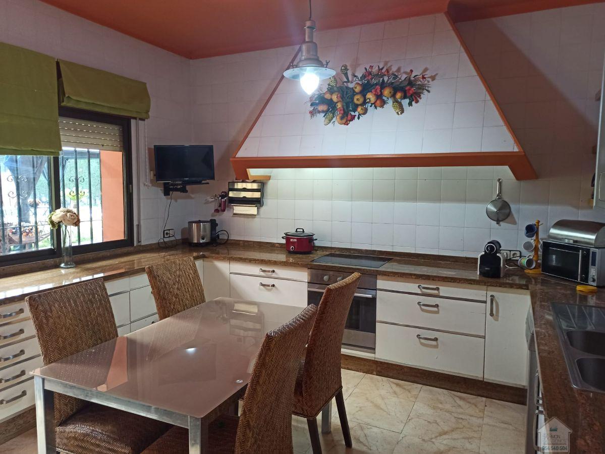 Venta de chalet en Mairena del Aljarafe