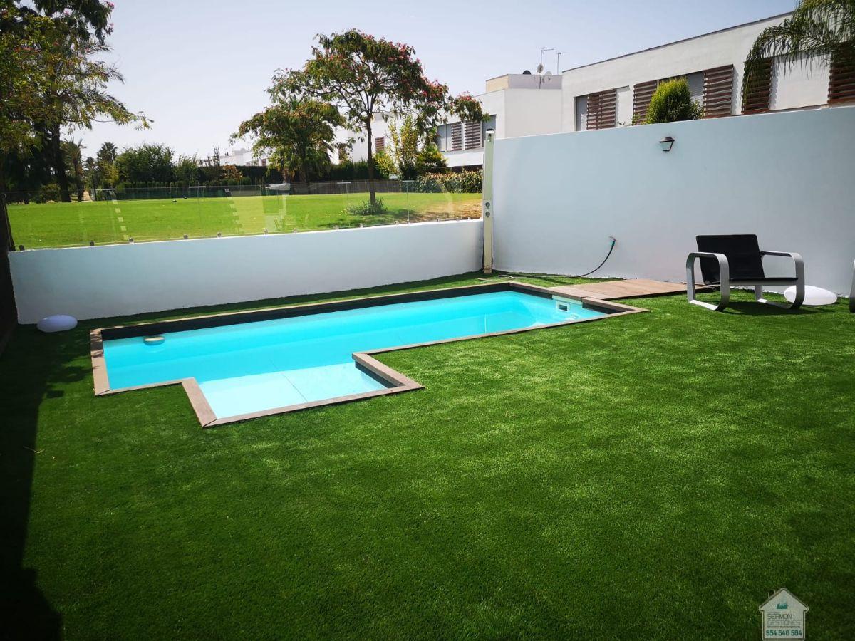 For rent of chalet in Alcalá de Guadaíra