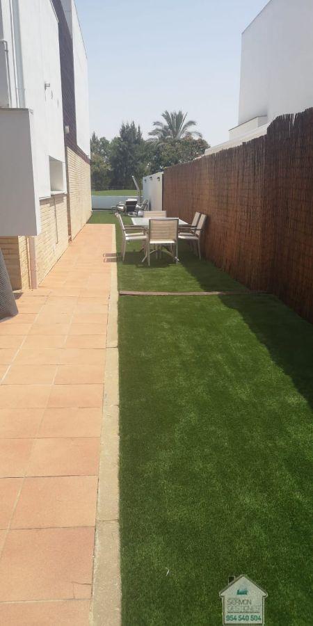 For rent of chalet in Alcalá de Guadaíra