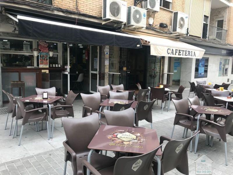 Venta de local comercial en Castilleja de la Cuesta