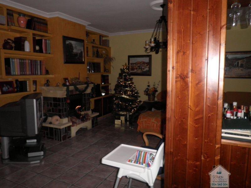 For sale of chalet in Dos Hermanas