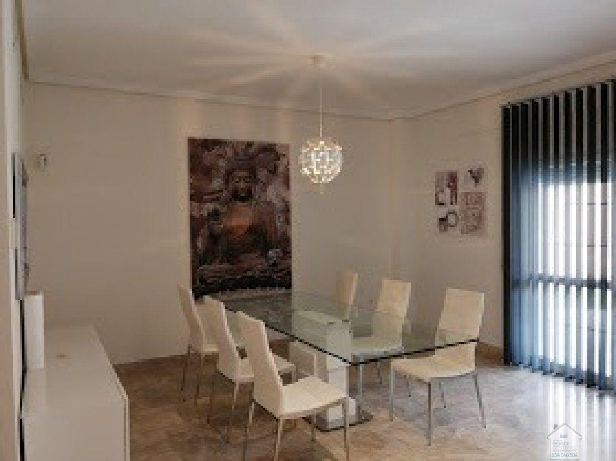 For rent of chalet in Dos Hermanas