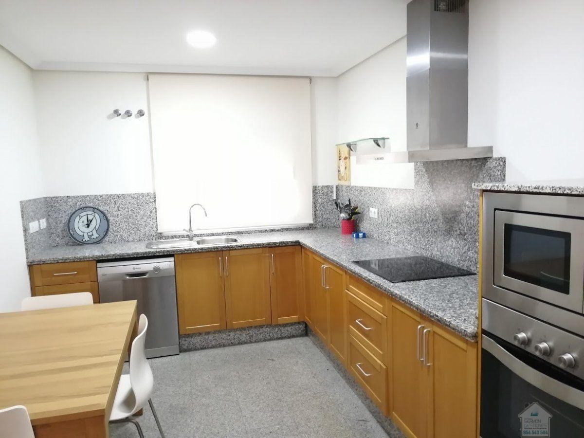 For rent of chalet in Dos Hermanas