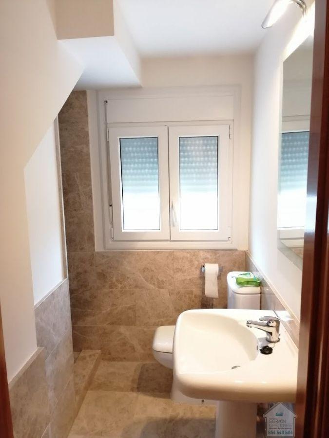 For rent of chalet in Dos Hermanas