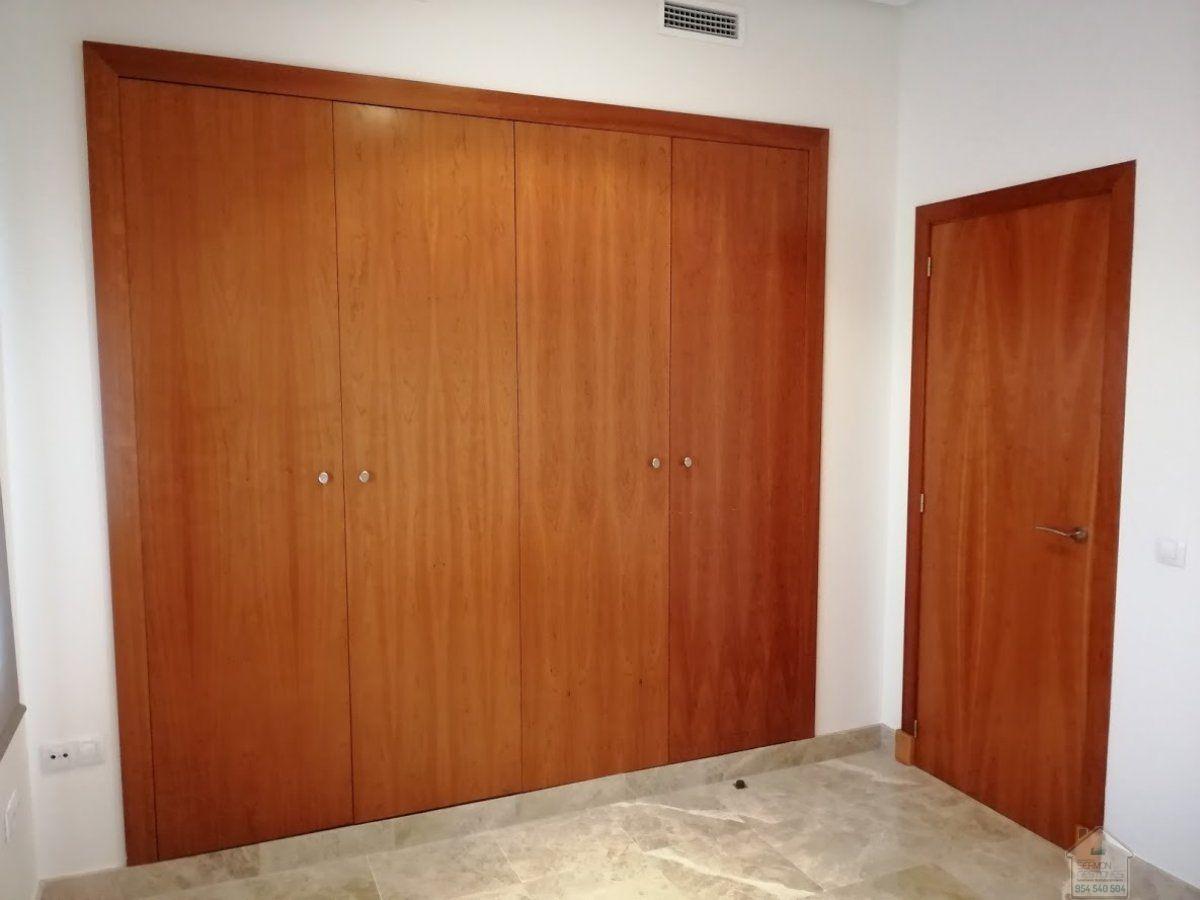 For rent of chalet in Dos Hermanas