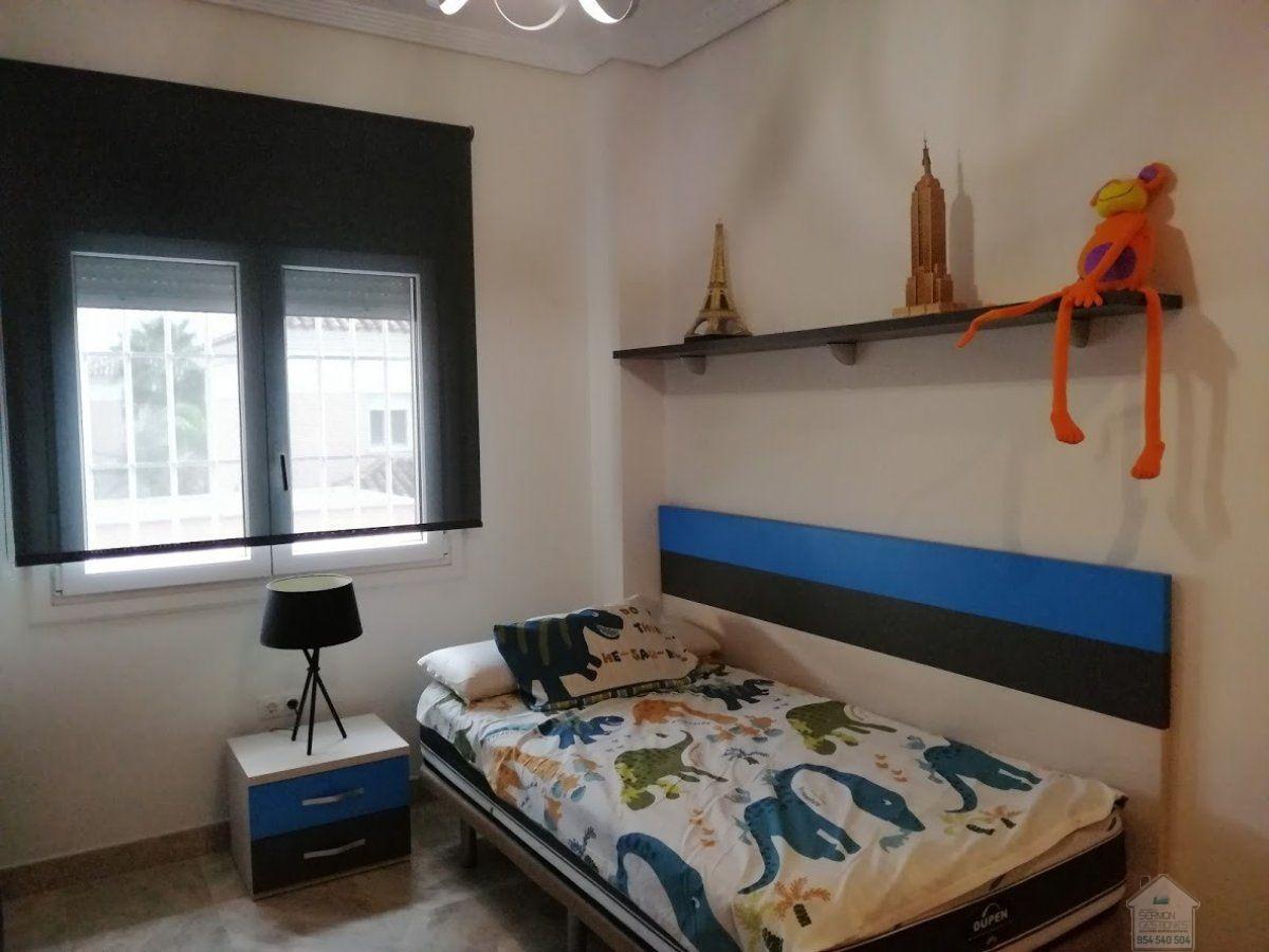 For rent of chalet in Dos Hermanas