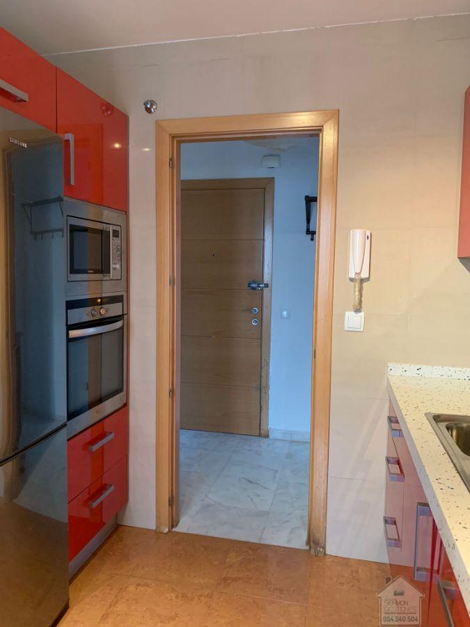 For rent of flat in Dos Hermanas