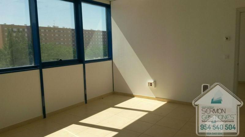 For sale of office in Sevilla