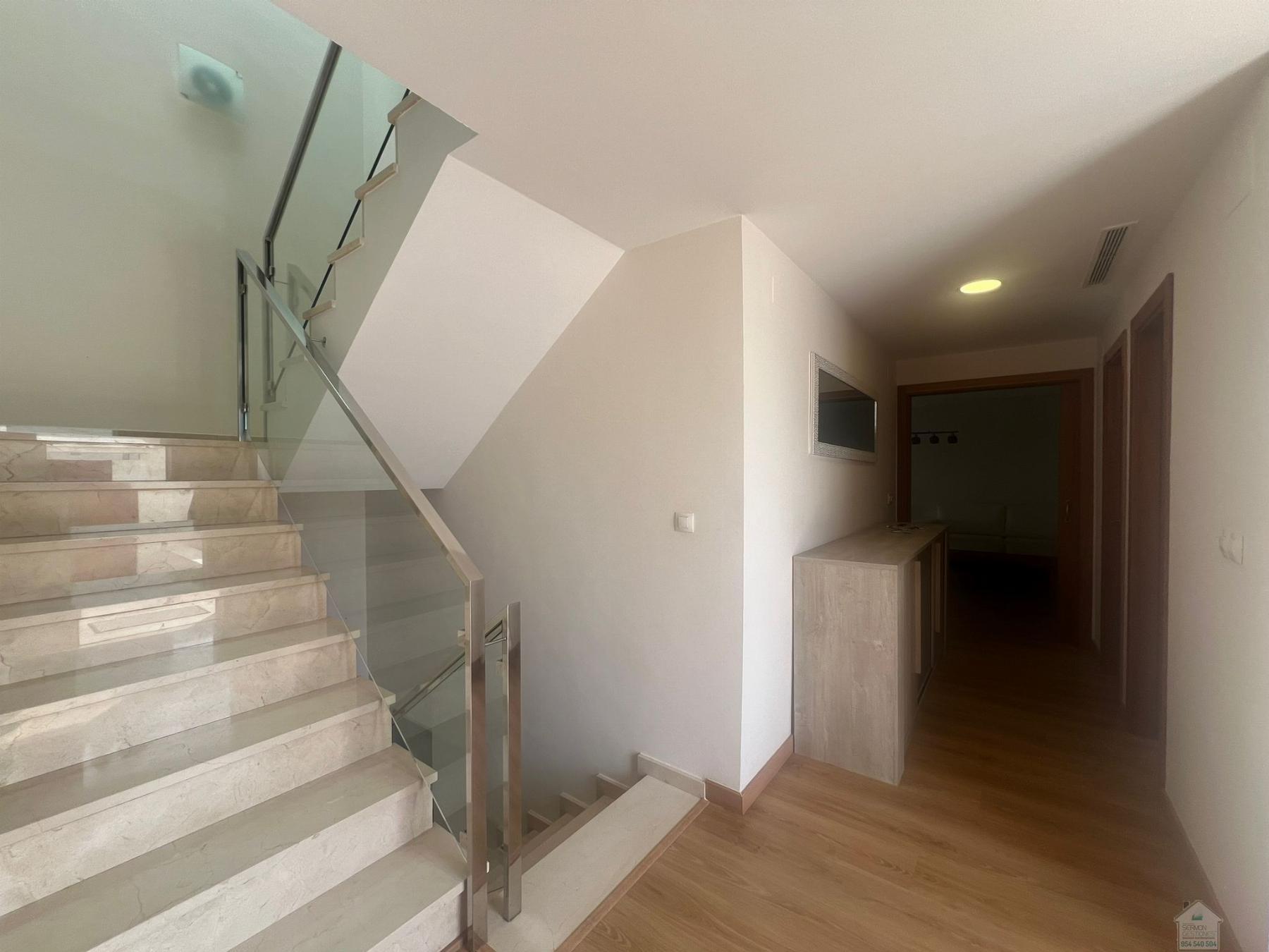 For rent of chalet in Dos Hermanas