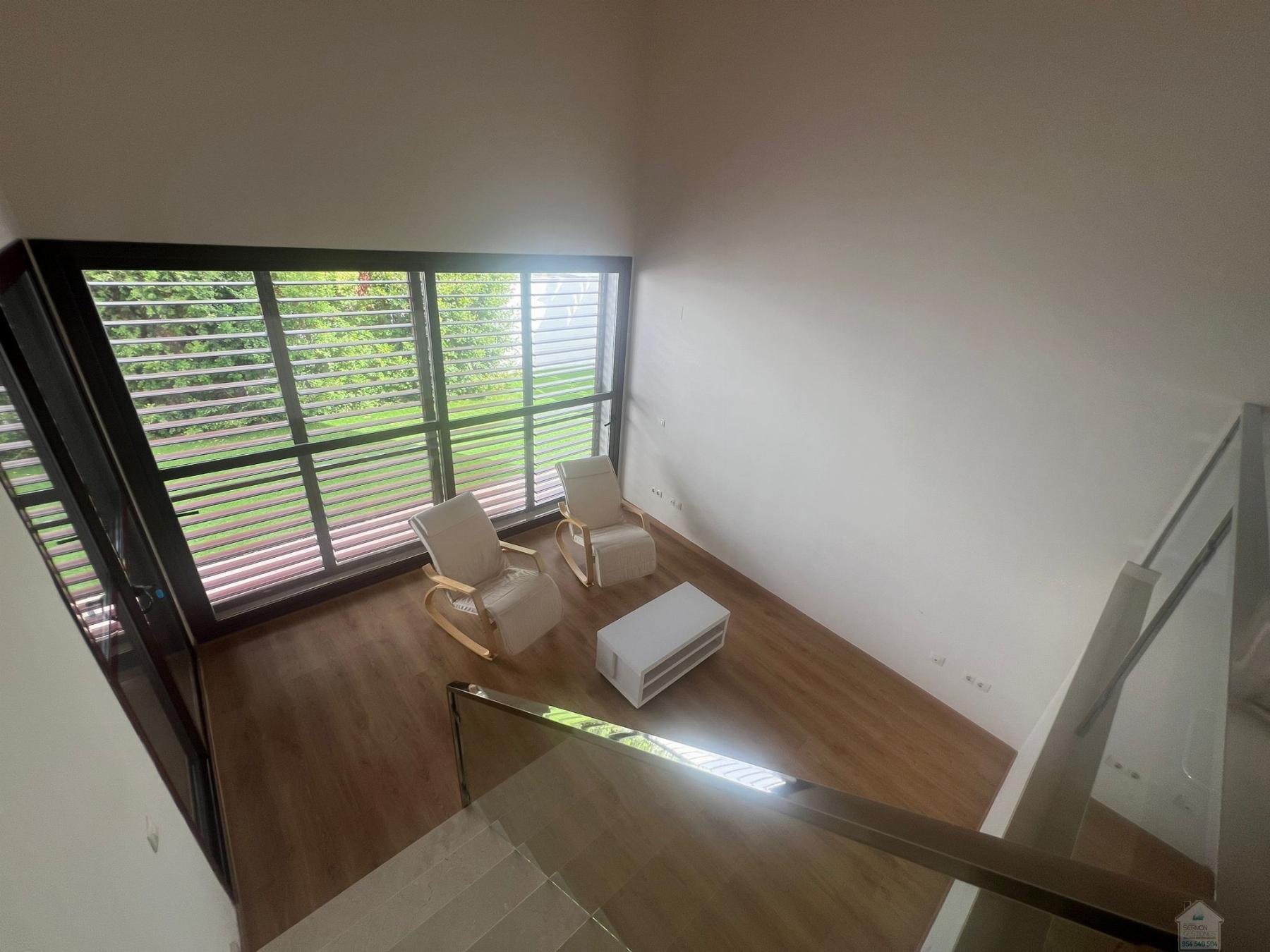 For rent of chalet in Dos Hermanas