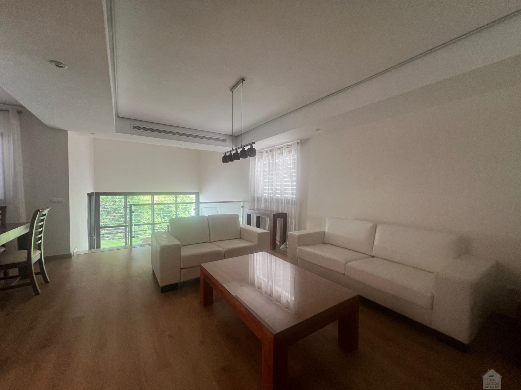 For rent of chalet in Dos Hermanas