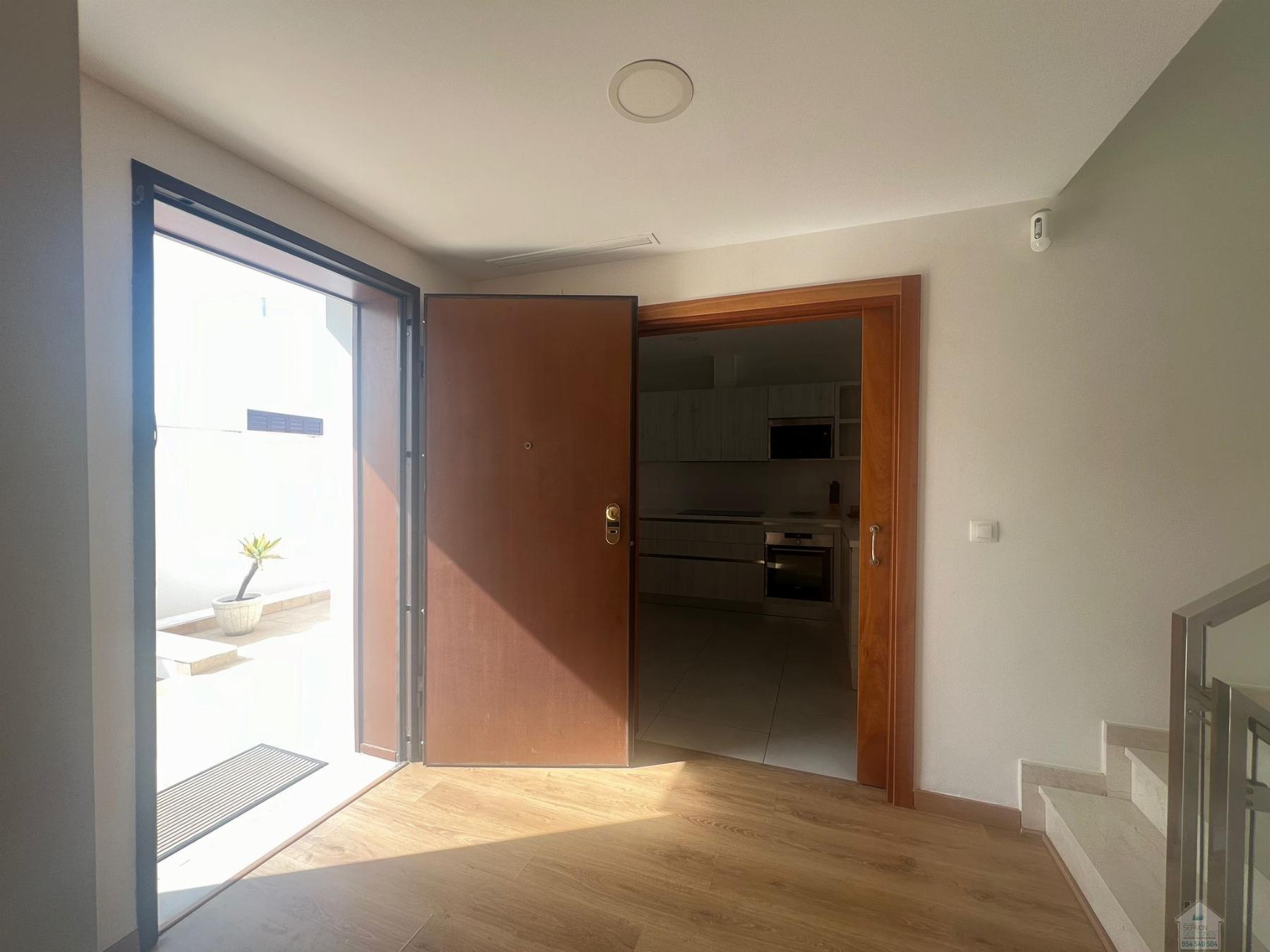 For rent of chalet in Dos Hermanas