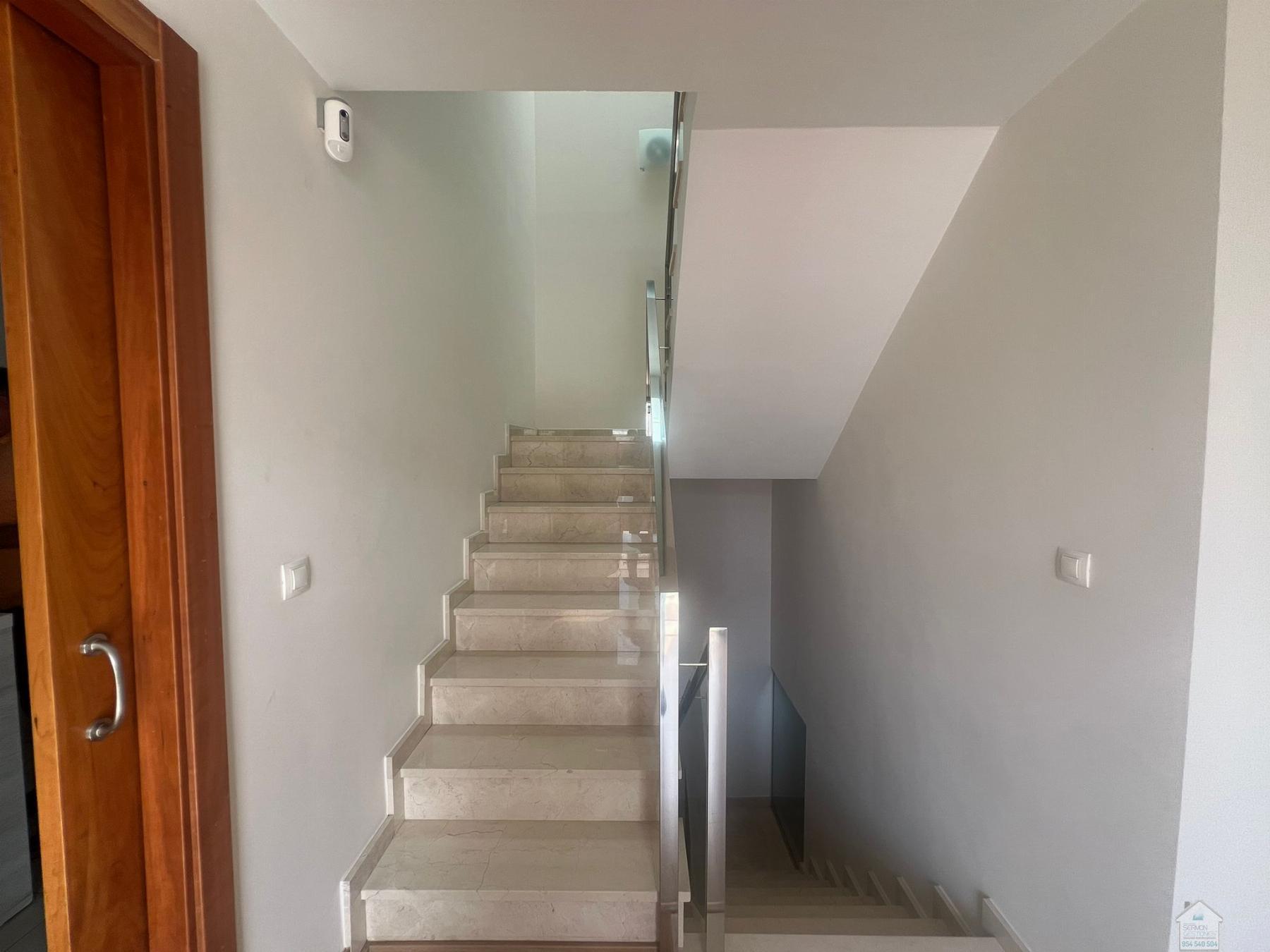 For rent of chalet in Dos Hermanas
