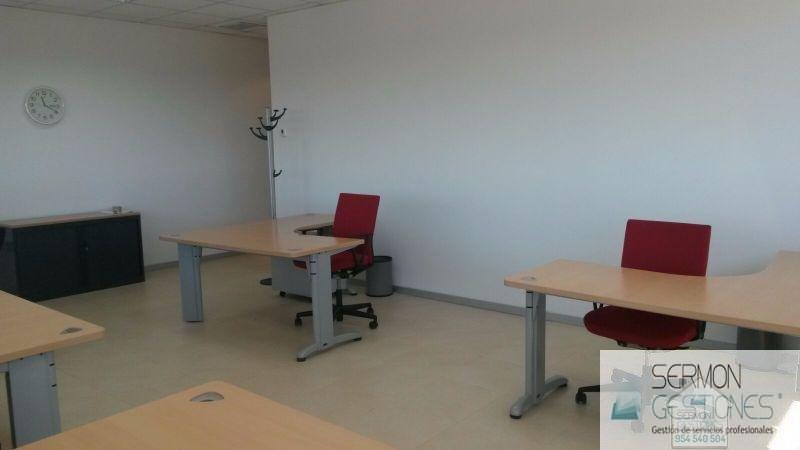 For sale of office in Sevilla