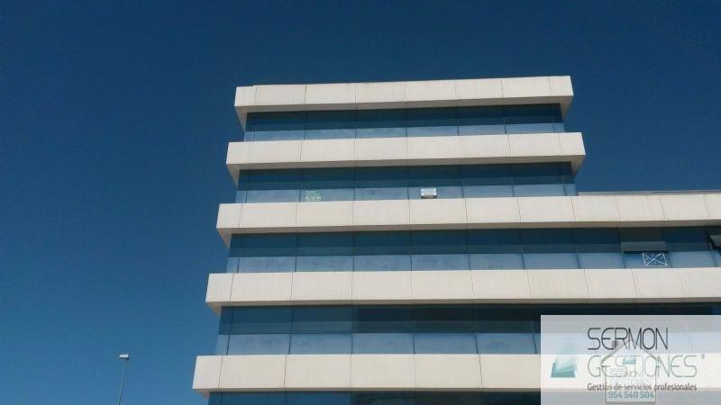 For sale of office in Sevilla