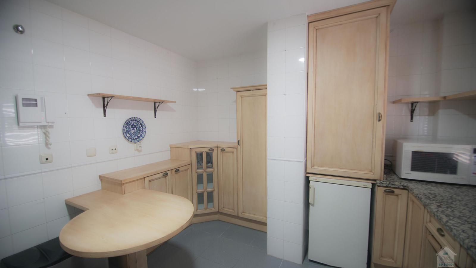For rent of flat in Sevilla