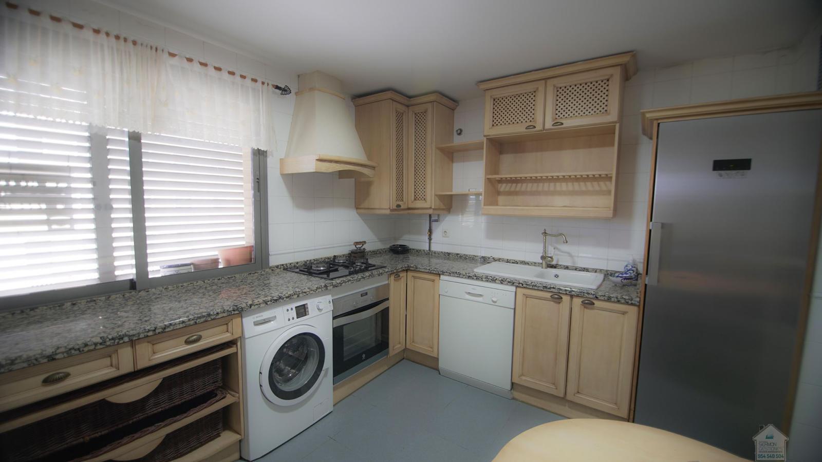 For rent of flat in Sevilla