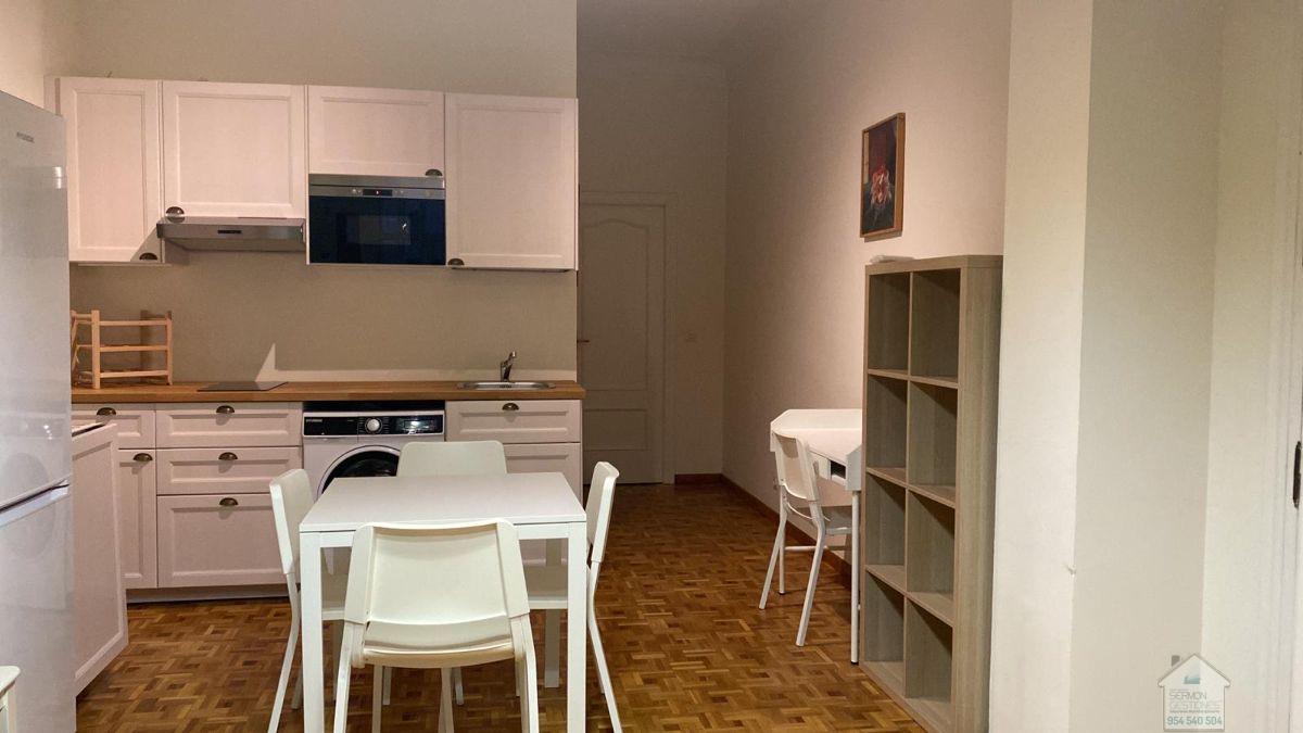 For rent of apartment in Sevilla