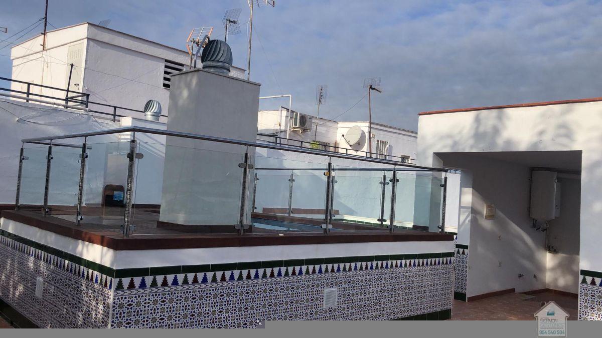 For rent of penthouse in Sevilla