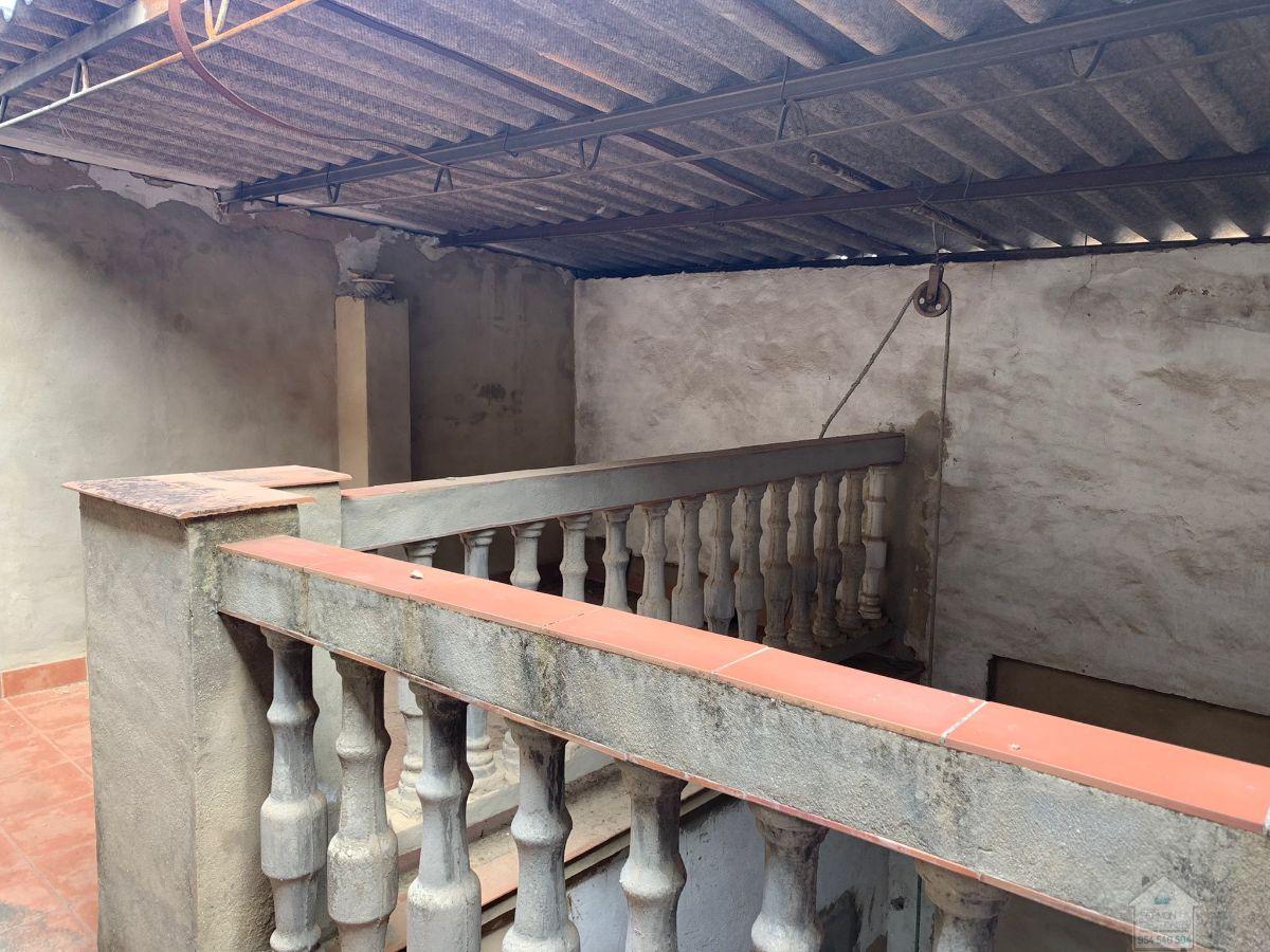 For sale of house in Pilas