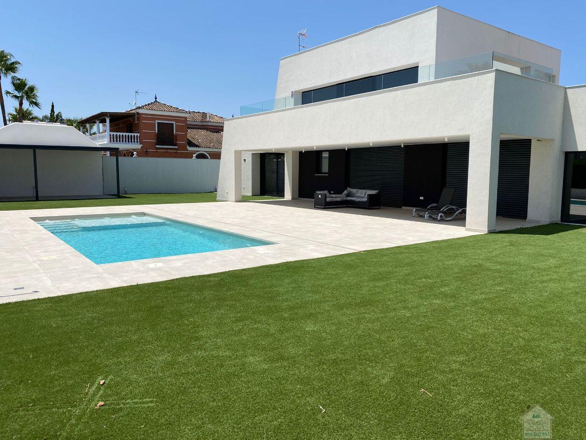 Alquiler de chalet en Dos Hermanas