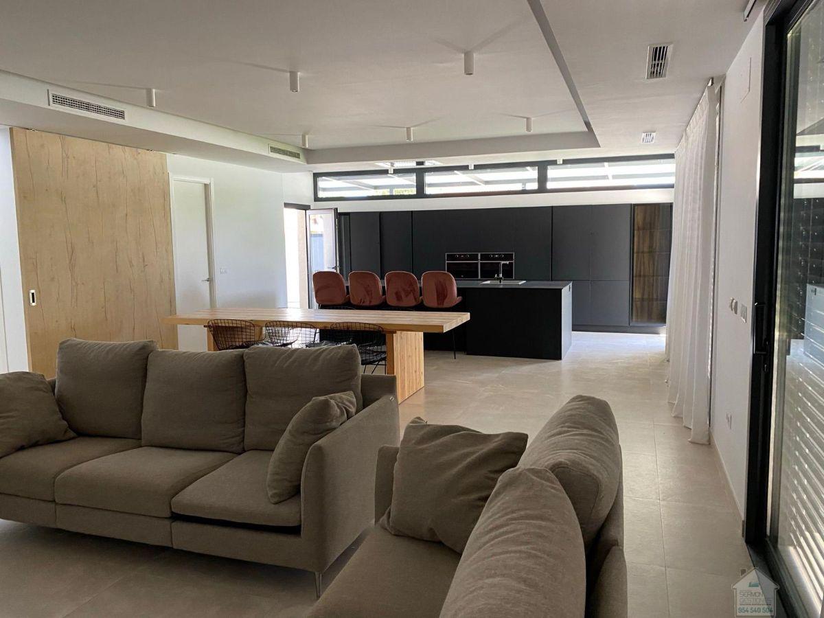 Alquiler de chalet en Dos Hermanas