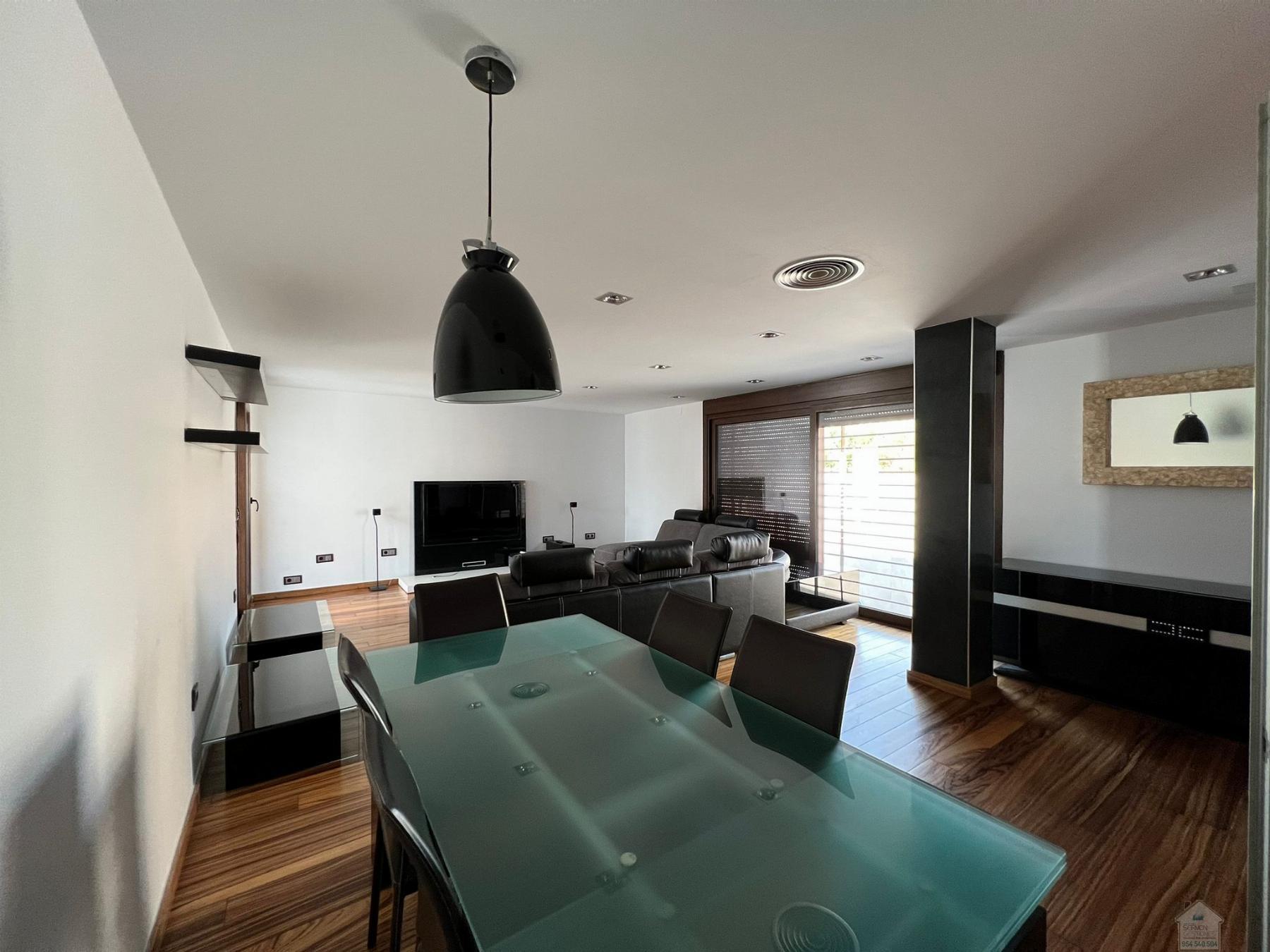 For rent of chalet in Dos Hermanas