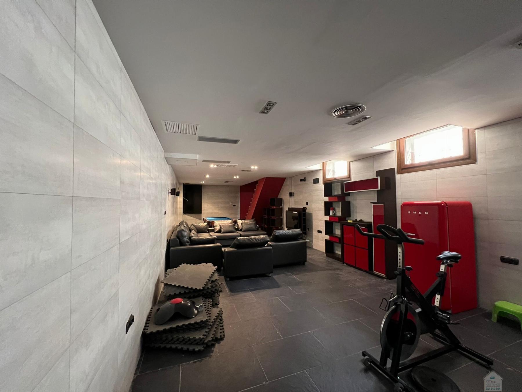 For rent of chalet in Dos Hermanas