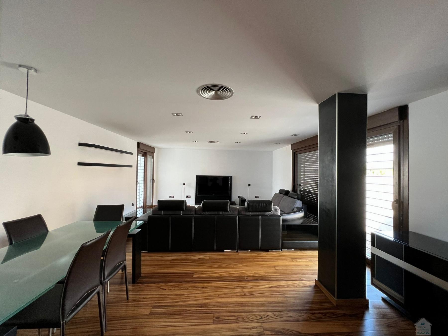 For rent of chalet in Dos Hermanas