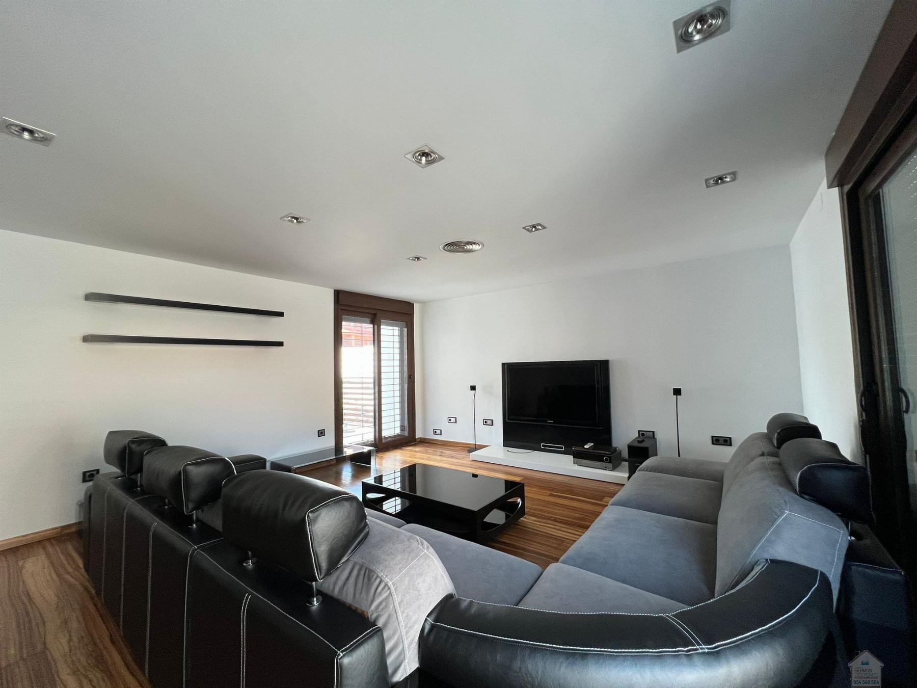 For rent of chalet in Dos Hermanas