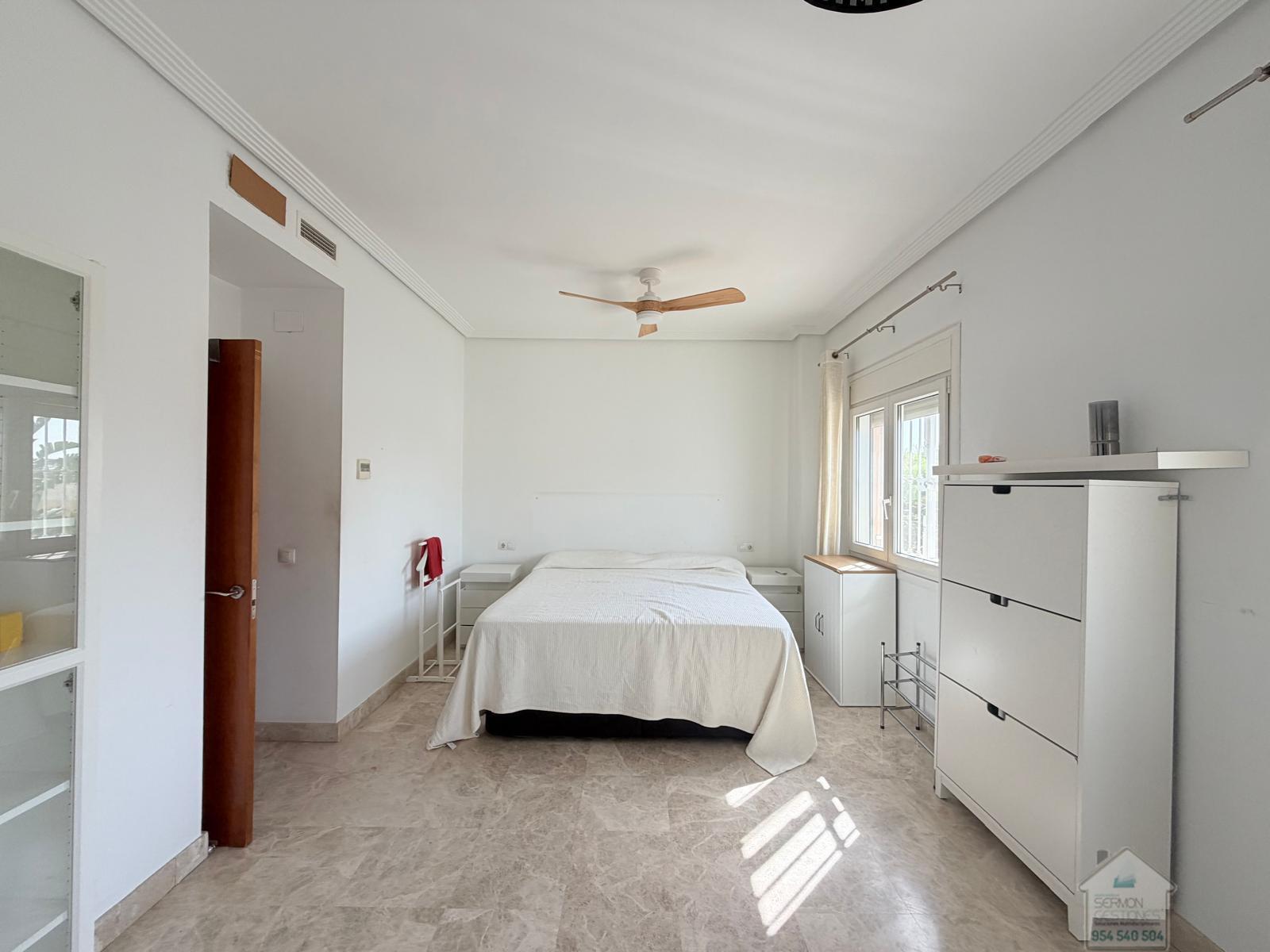 Venta de chalet en Dos Hermanas