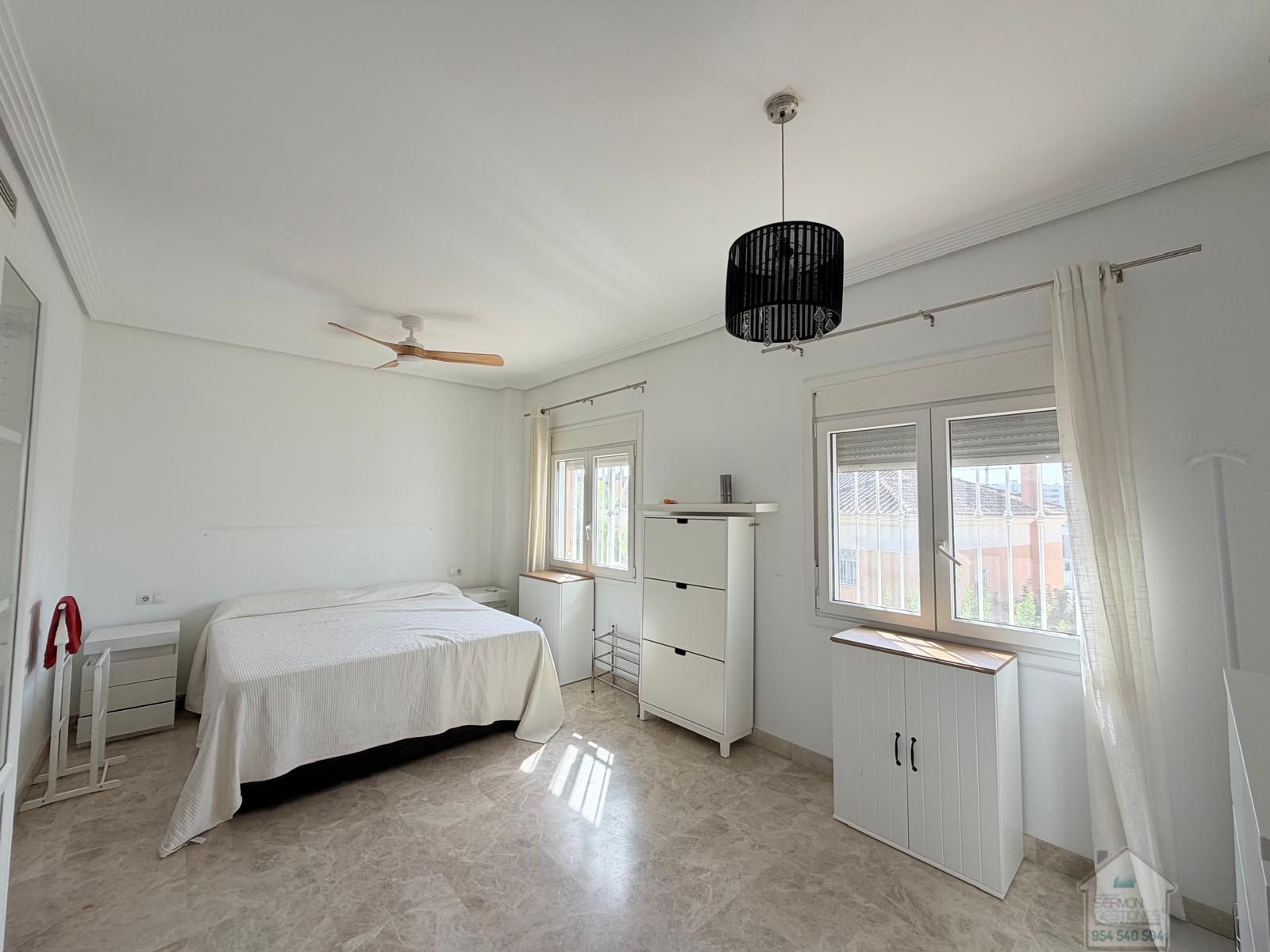 Venta de chalet en Dos Hermanas
