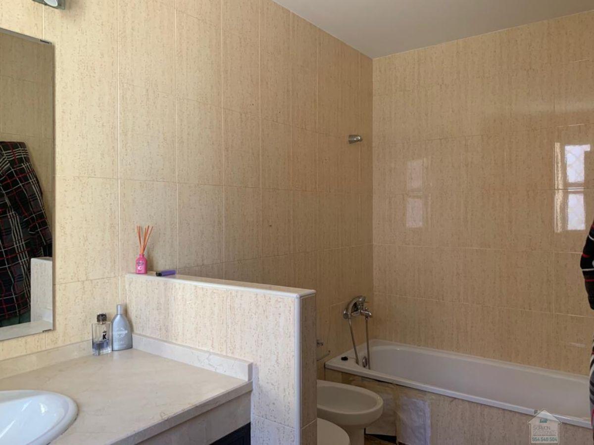 Venta de casa en Dos Hermanas