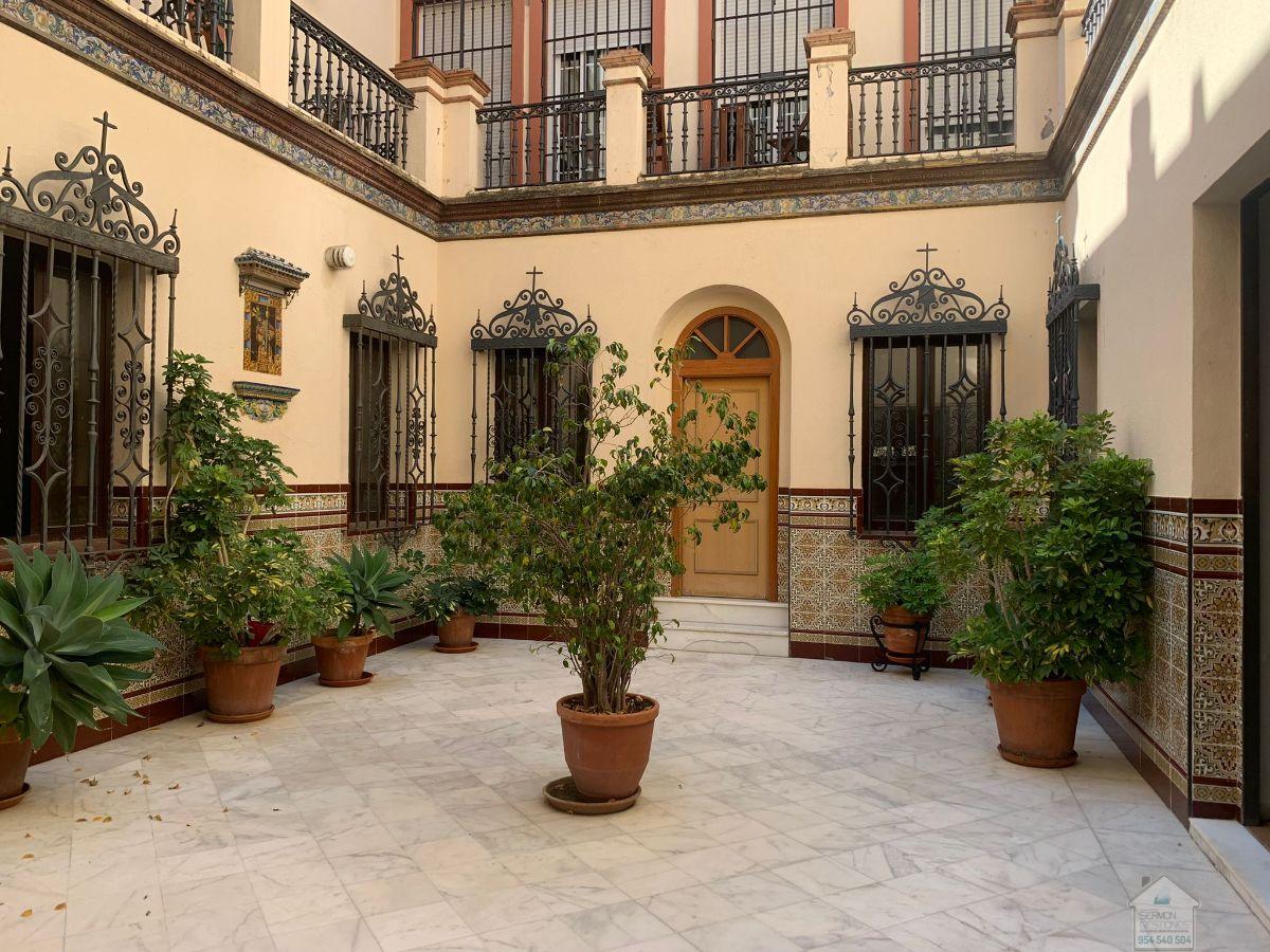 For sale of flat in Alcalá de Guadaíra