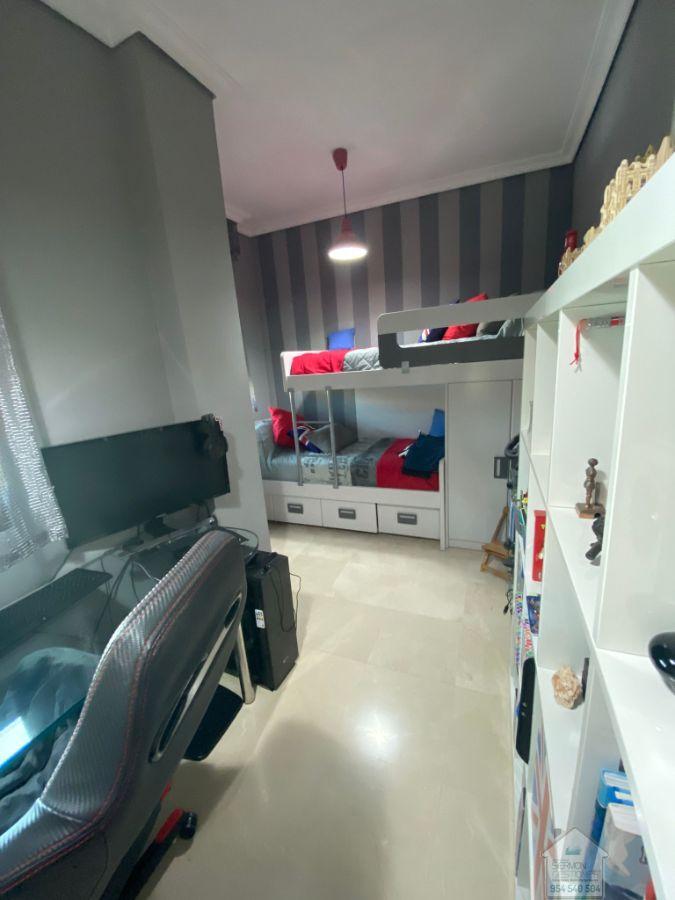 For sale of chalet in Dos Hermanas