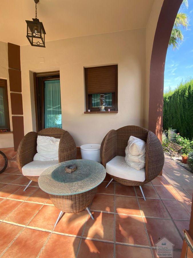 For sale of chalet in Dos Hermanas