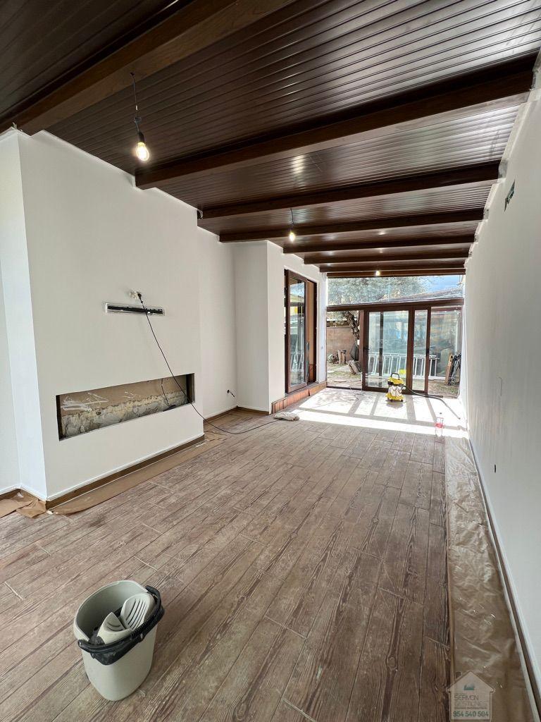 For sale of chalet in Dos Hermanas