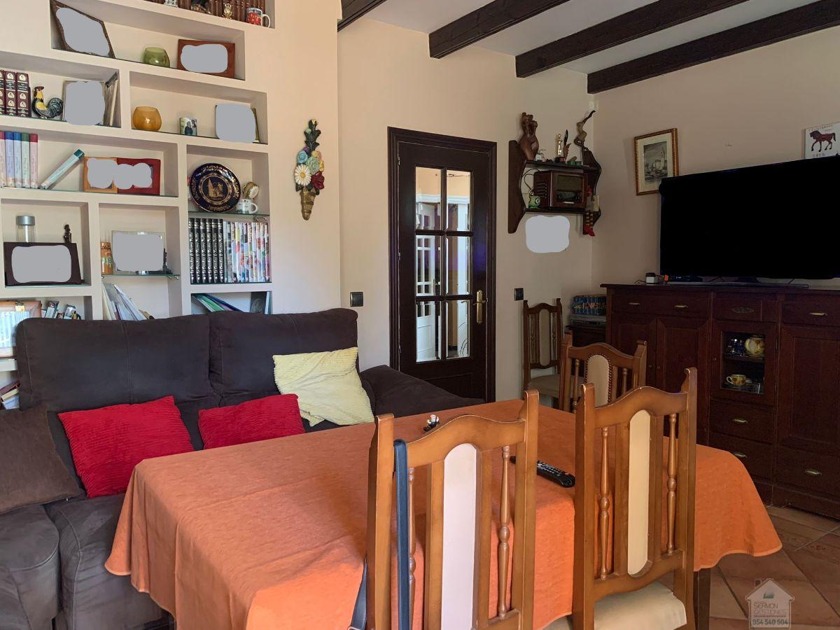 For sale of chalet in Dos Hermanas