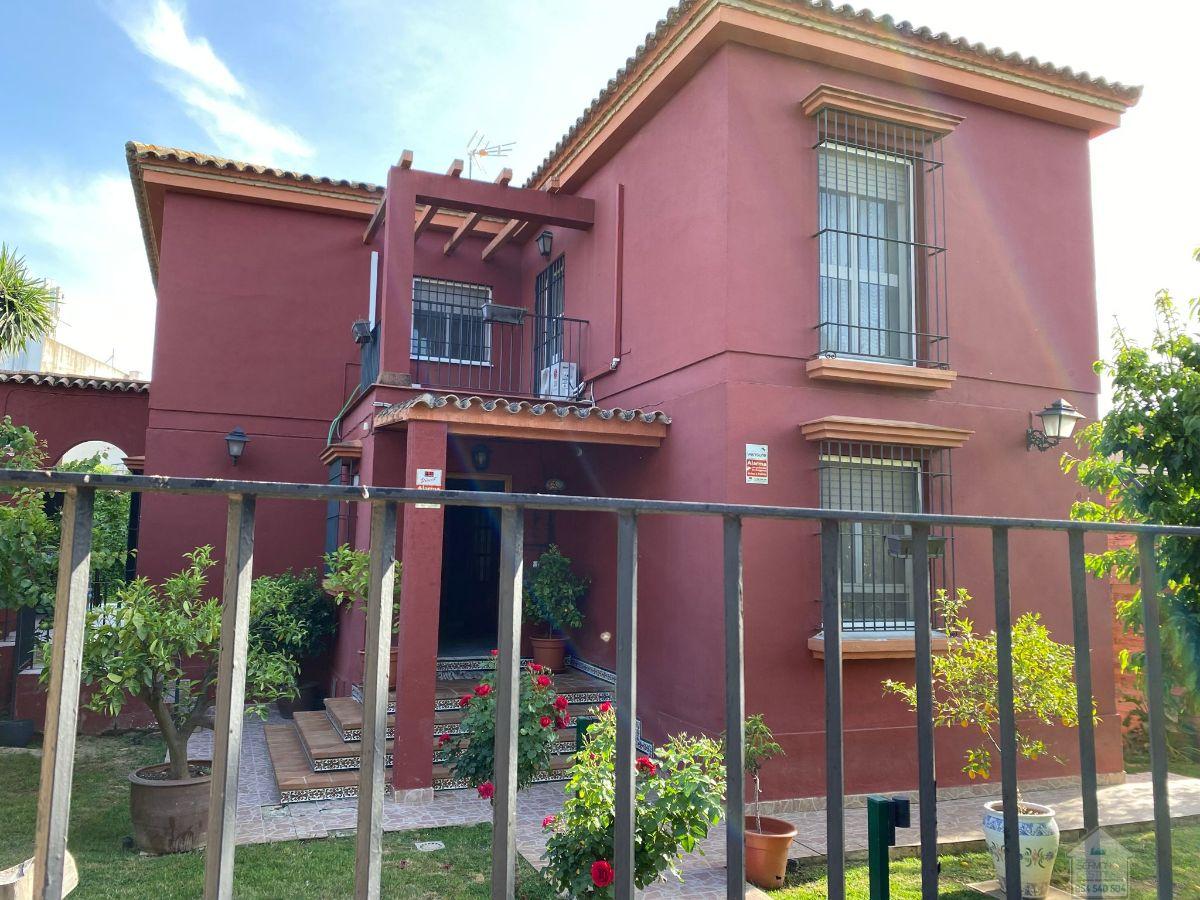 Venta de chalet en Mairena del Aljarafe