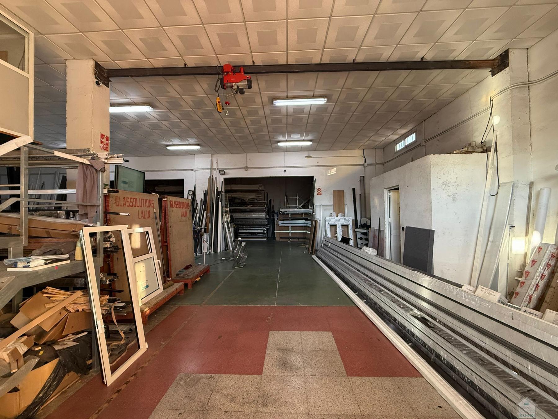 Venta de nave en Sevilla