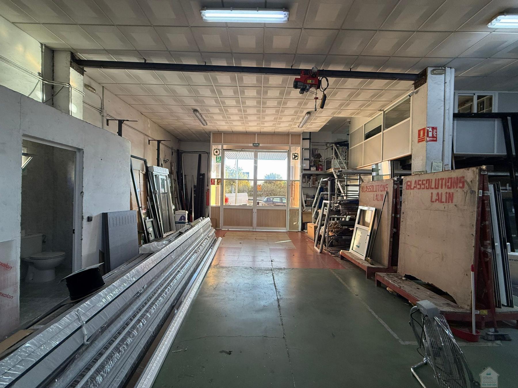 Venta de nave en Sevilla