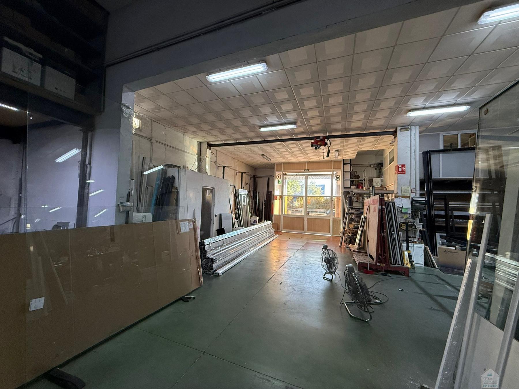 Venta de nave en Sevilla