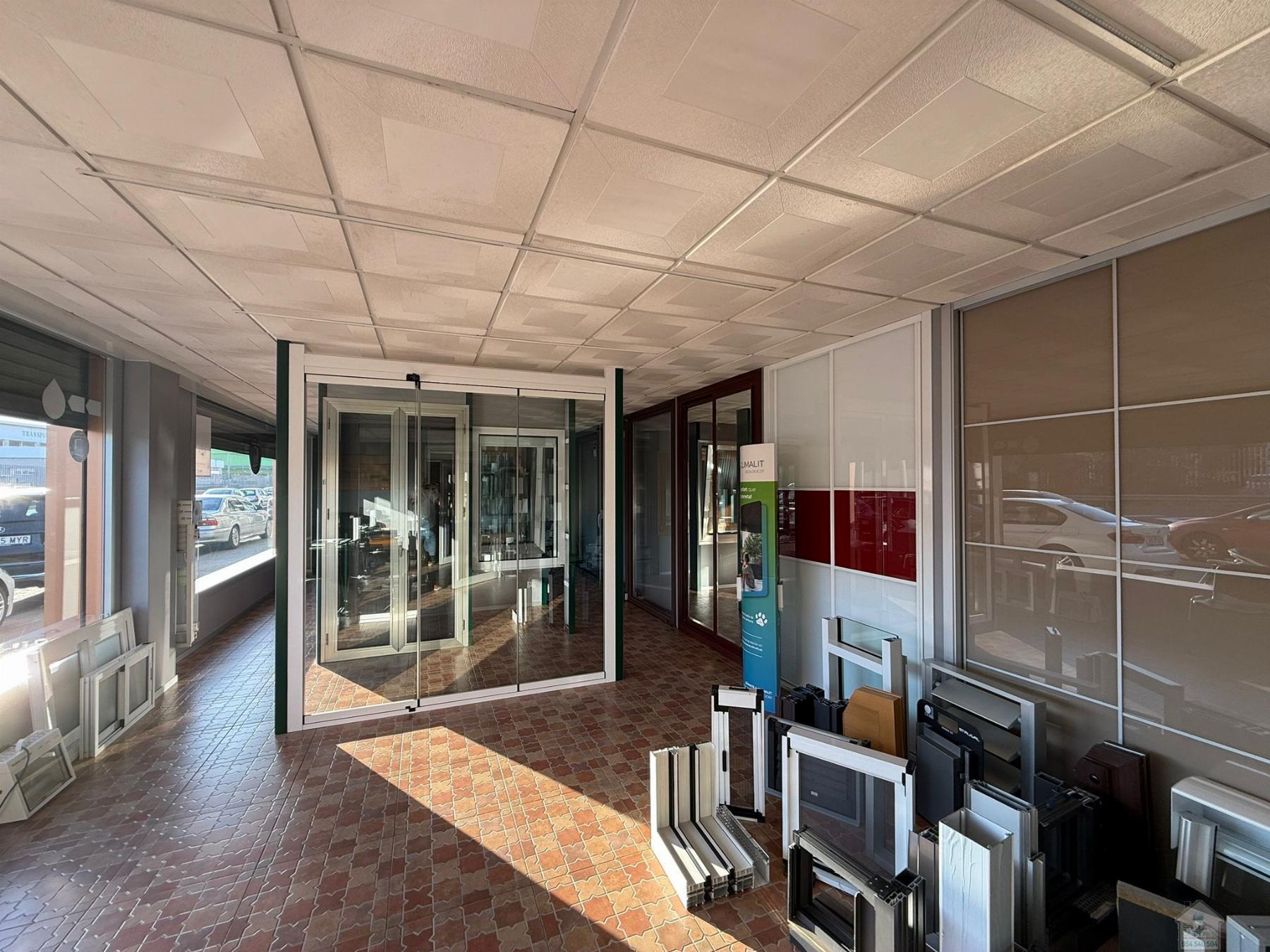 Venta de nave en Sevilla