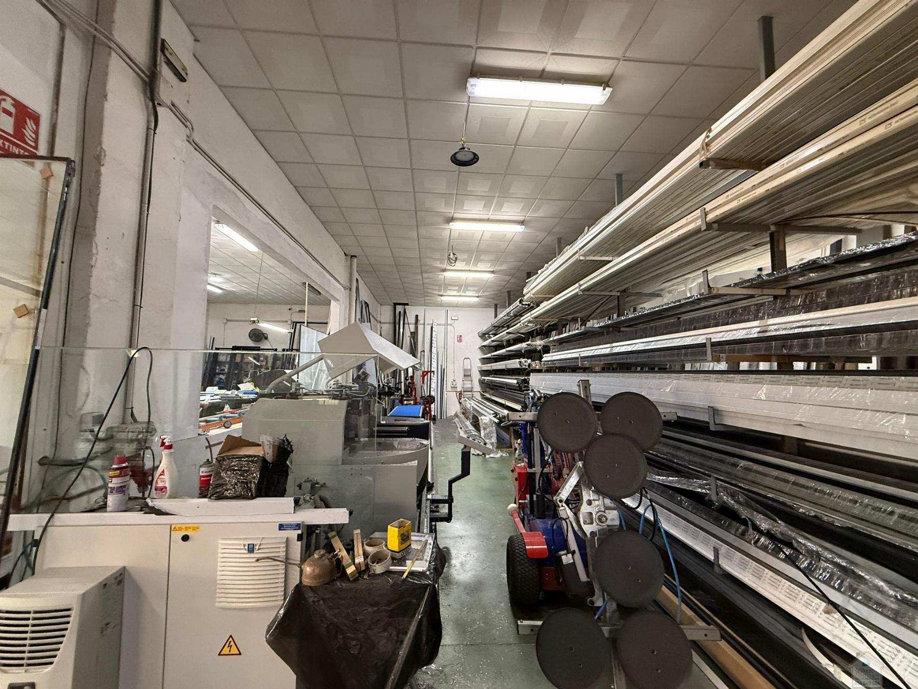 Venta de nave en Sevilla