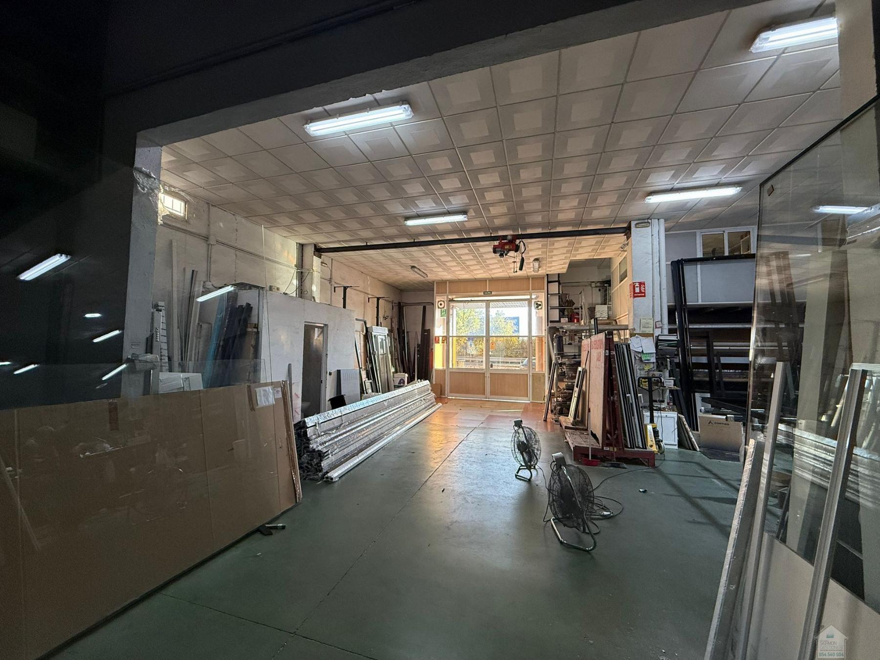 Venta de nave en Sevilla