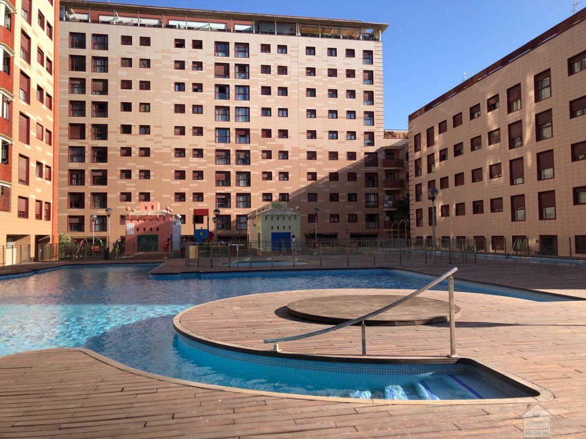 For rent of flat in Sevilla