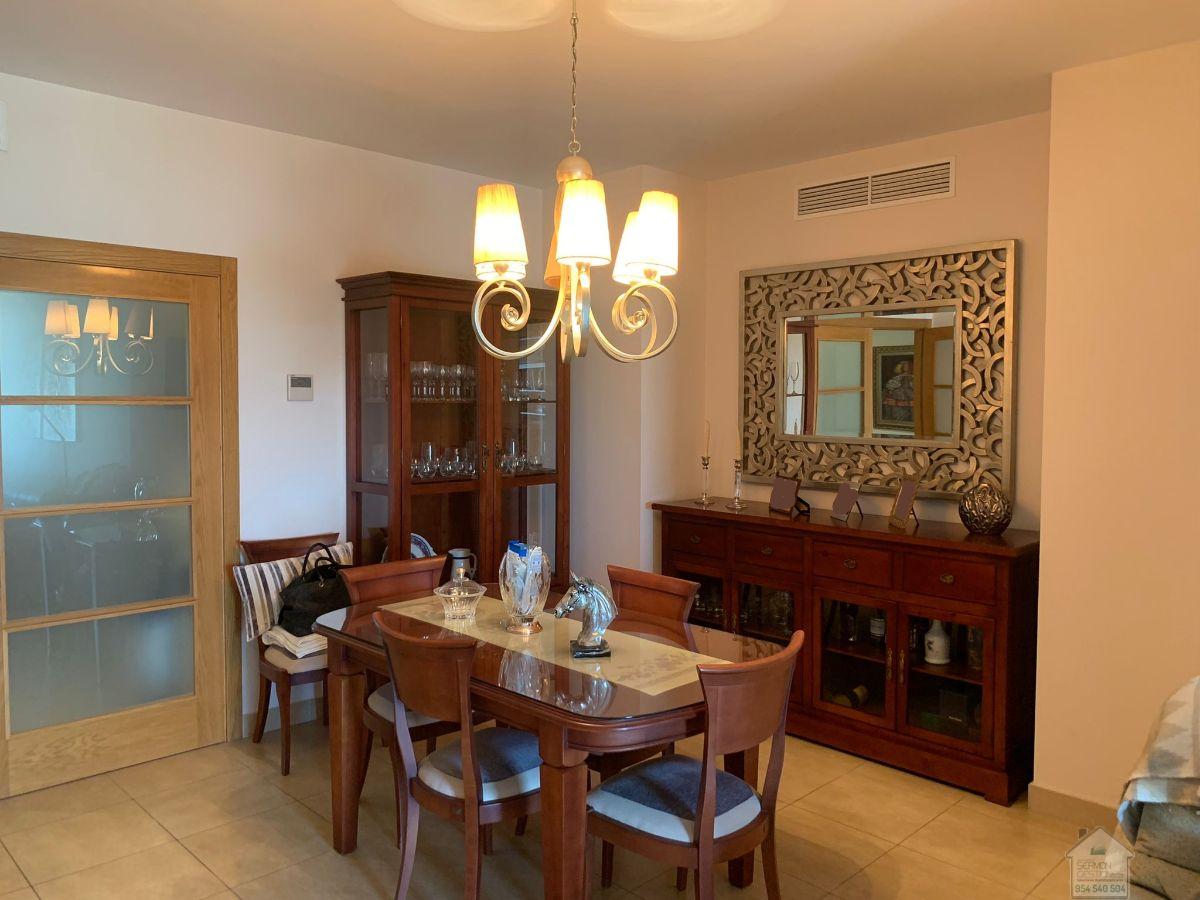 For rent of flat in Sevilla