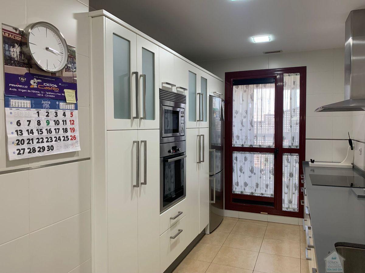 For rent of flat in Sevilla