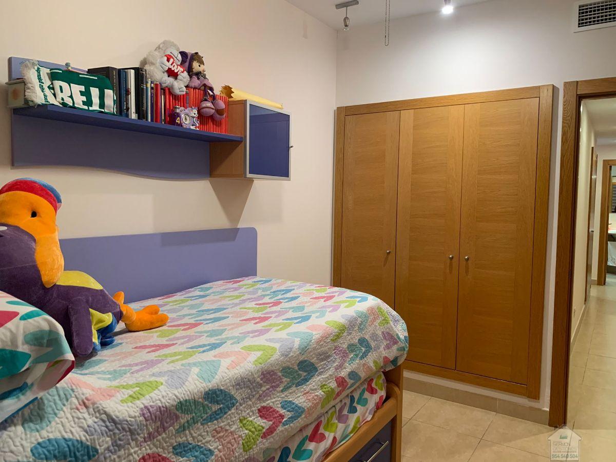 For rent of flat in Sevilla