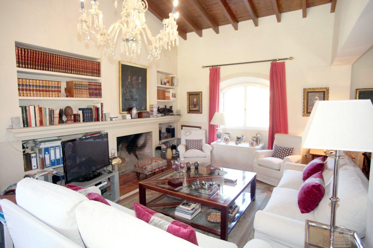 For sale of chalet in Mairena del Aljarafe